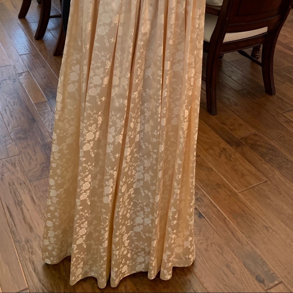 Vintage 1961 Handmade Wedding Dress w/veil sz 6-8 - Picture 12 of 16